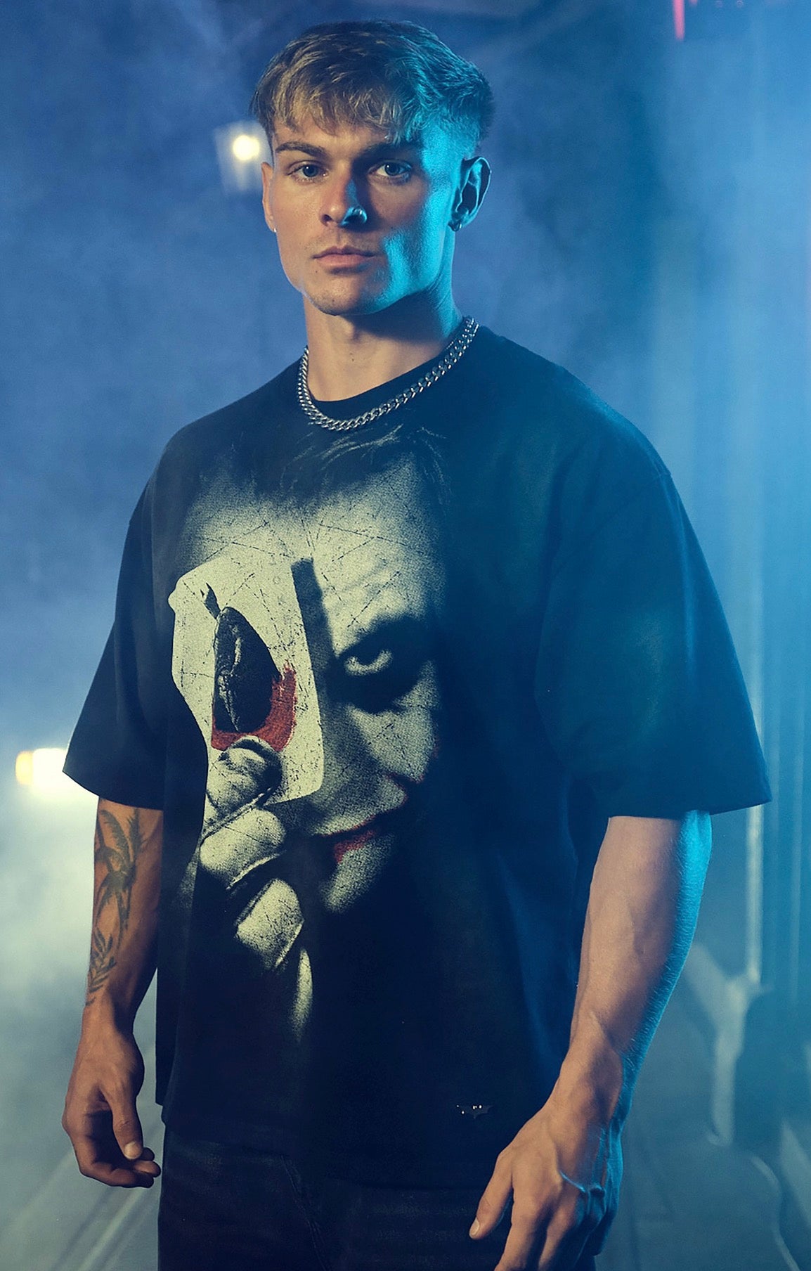 Batman Shadow Tee Joker Fer - Black