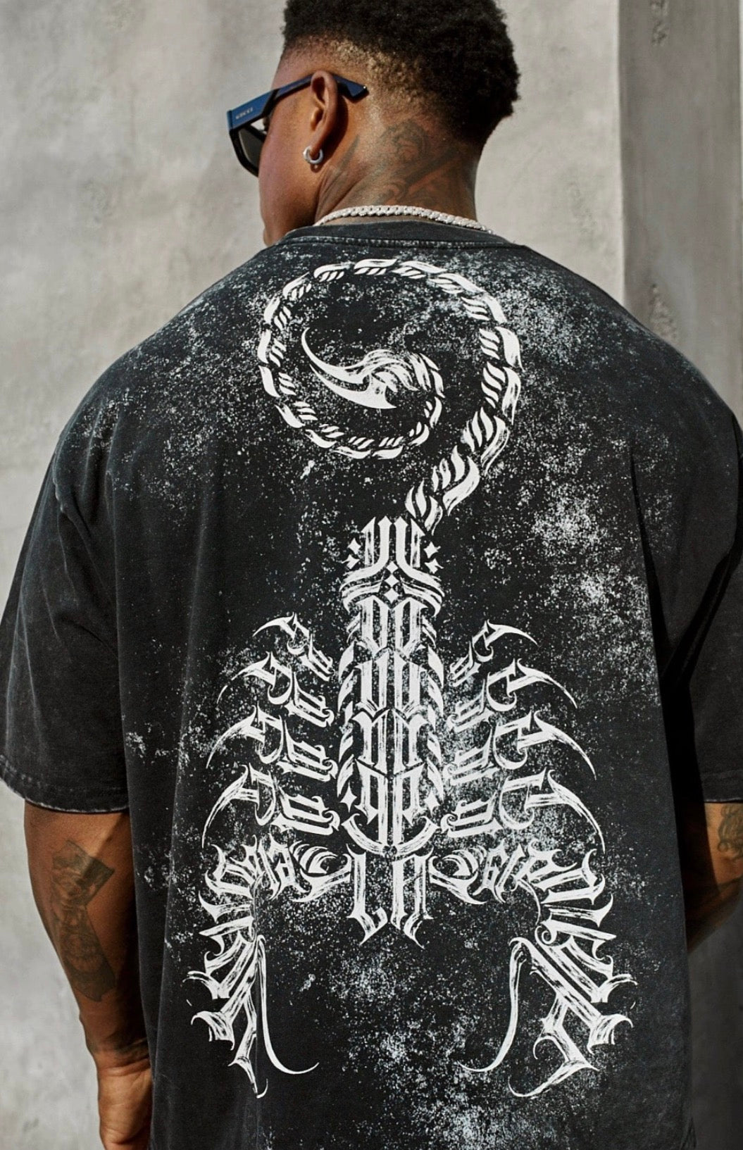 Scorpion Tee - Black